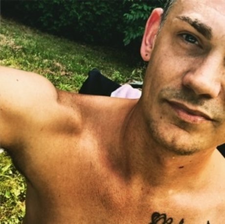 Nick Snyder actrice porno image