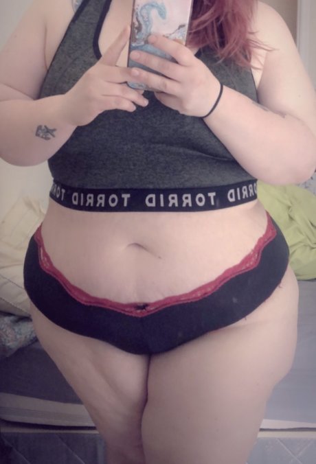 NickiLuv sexe star du porno image