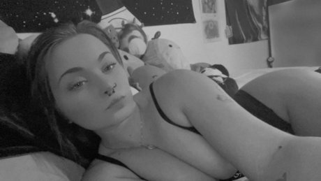 Lilith RoxieXXX star du porno collection