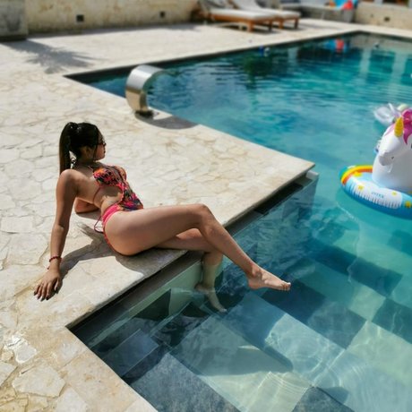 Nicoll Andrea actrice xxx archive