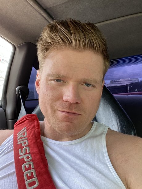 Alpha Male actrice porno photos