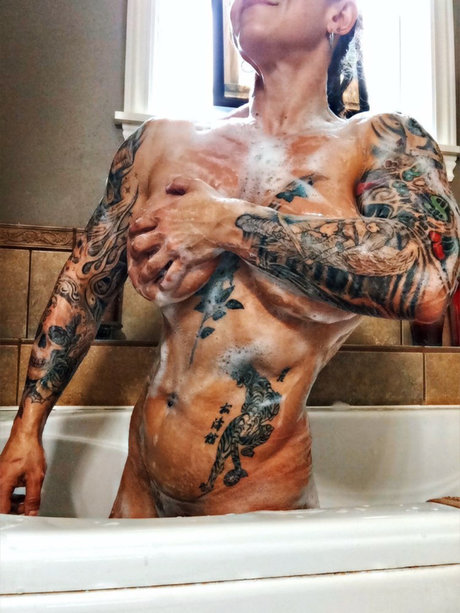 _BellaTrix_ modèle magnifique photos