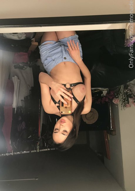 orgasme du mamelon onlyfans haute qualité photo