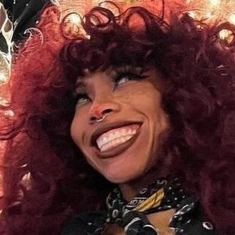 Kiera Please modèle pornographique galerie