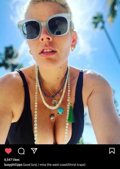 Busy Phillips actrice xxx photos