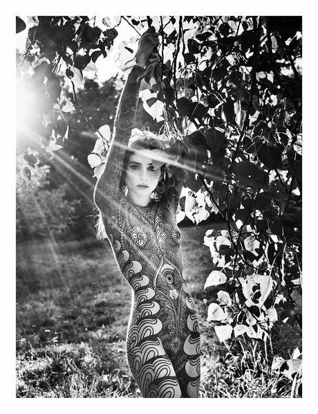 Noemie Doragon star du porno érotique photos