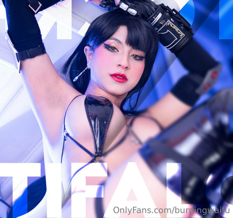 burpingwaifu actrice de sexe des photos