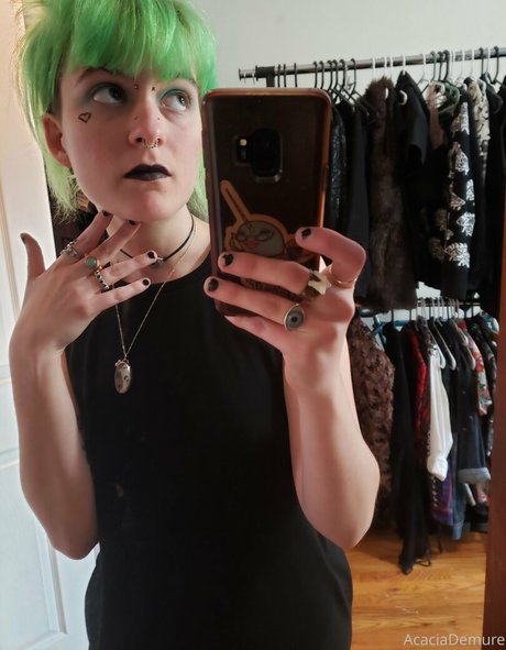 molotovcocktease modèle sympa archive