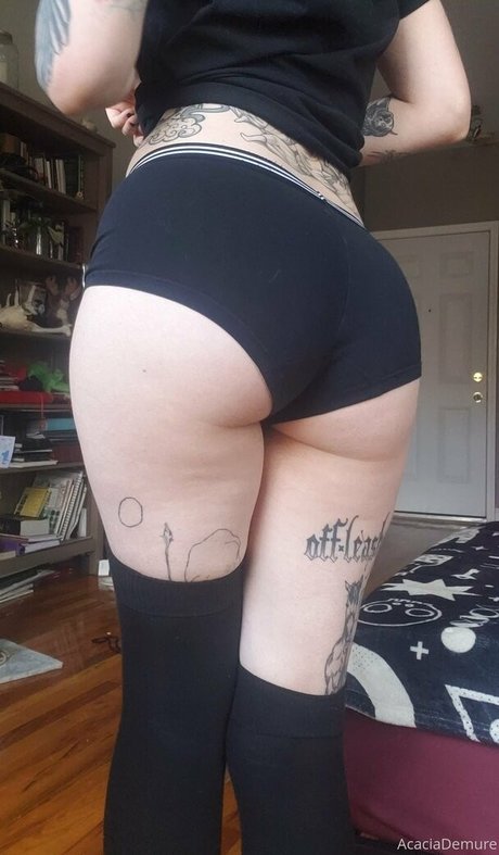 molotovcocktease actrice libre galeries