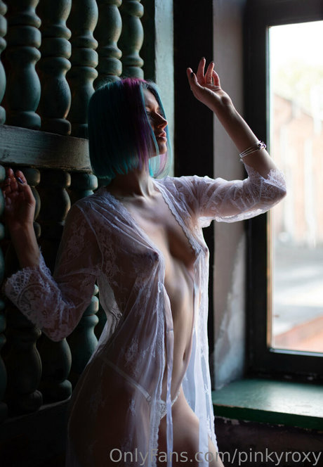 pinkyroxy star du porno xxx photos