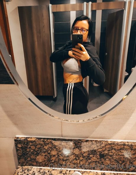 clarabella leo star du porno xxx photo