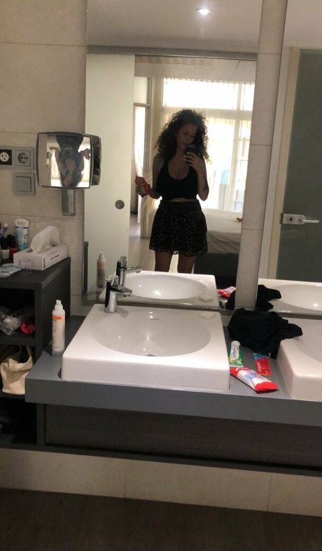 Leila Lowfire star du porno sympa photos