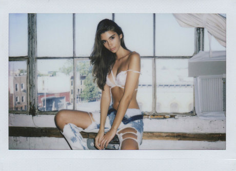 Cindy Mello star du porno belle img