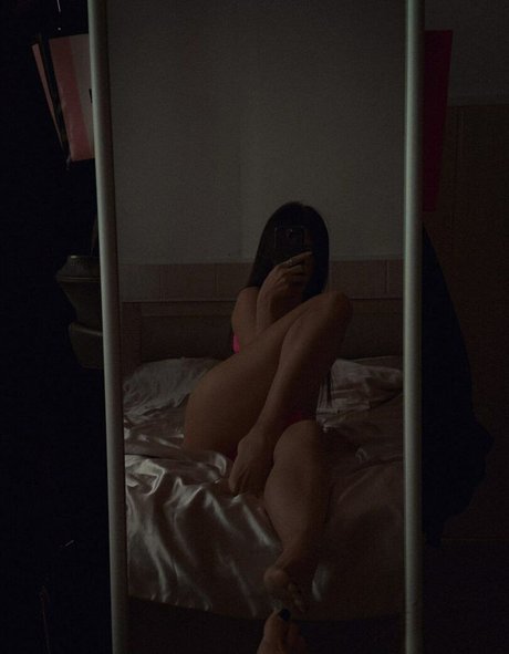 Anastasia Steklova étoile nue galerie