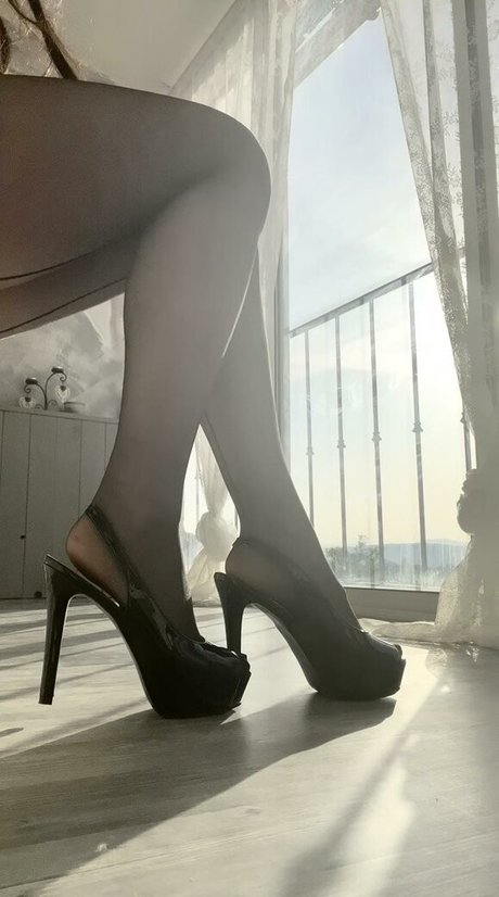 _elaena_ modèle de haute qualité img