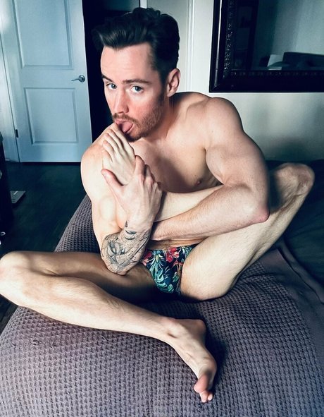 lunettes milf onlyfans hd exclusif photos