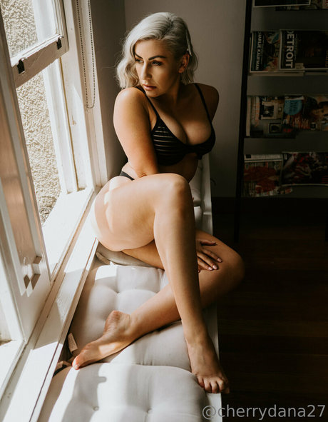 cherrydtv modèle sexy photo