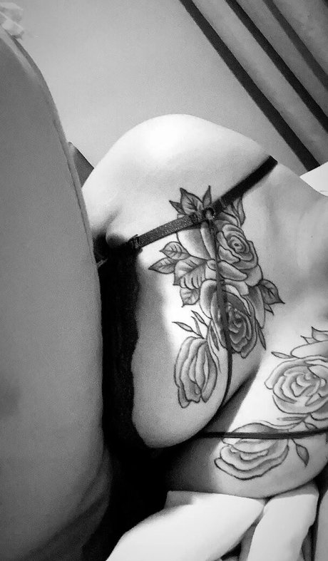 Girl Evelyn actrice libre images