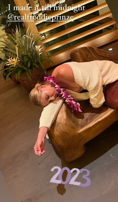 Sarah Michelle Gellar modèle exclusif img