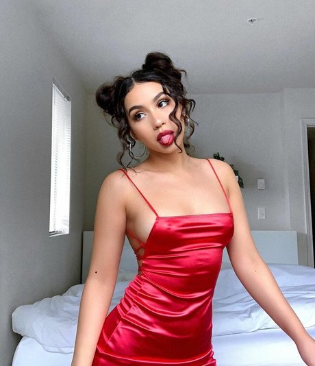 Melissa Estrella modèle de haute qualité archive