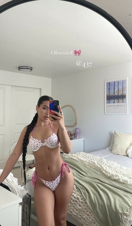 Melissa Estrella modèle de sexe collection