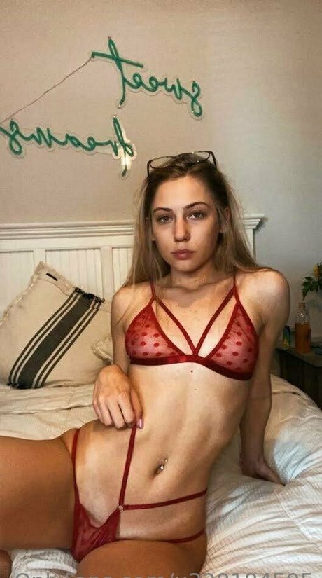 blonde transexuelle onlyfans xxx gratuit image