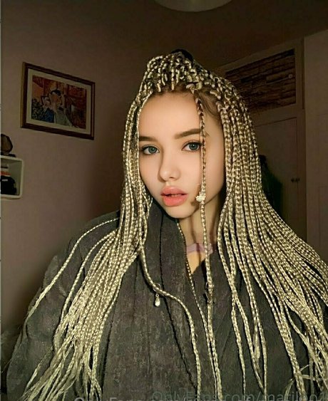 syren of paradise modèles nus collection