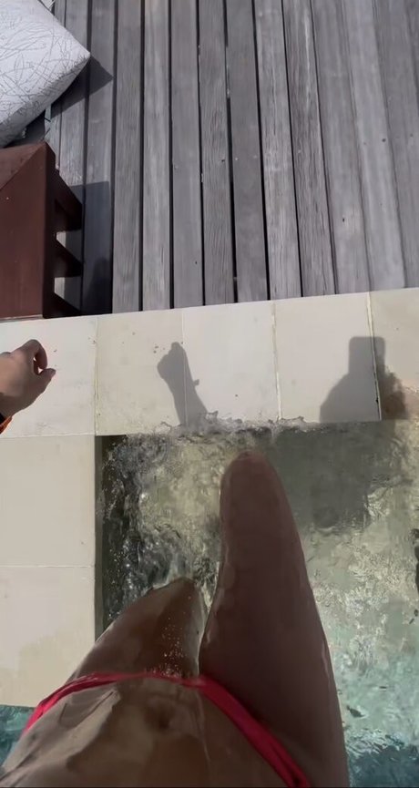 iJustine star du porno chaude photo