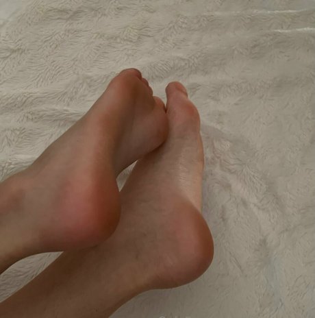 lauraaloove actrice de nus photos