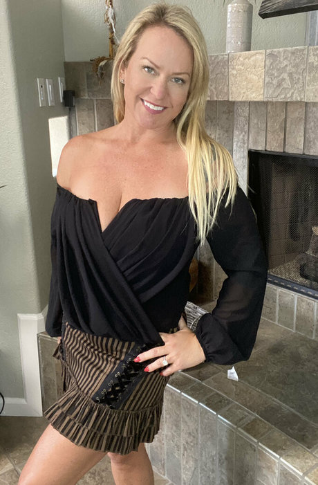 épais onlyfans xxx haut img