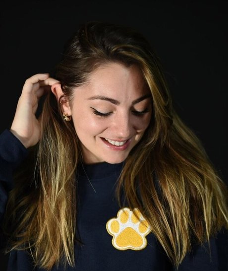 Roxane ASMR star exclusive images