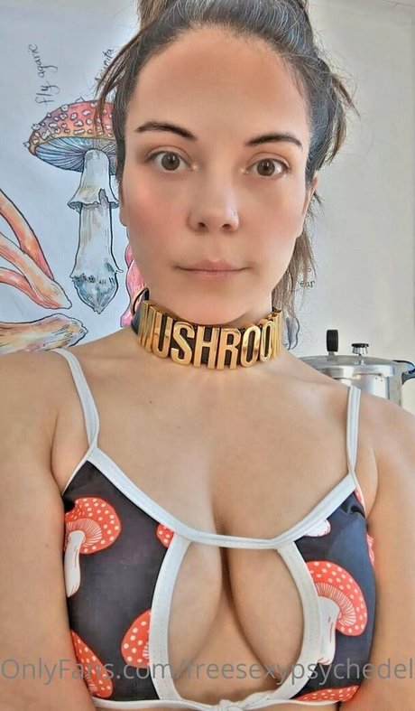 freesexypsychedelic star érotique galeries