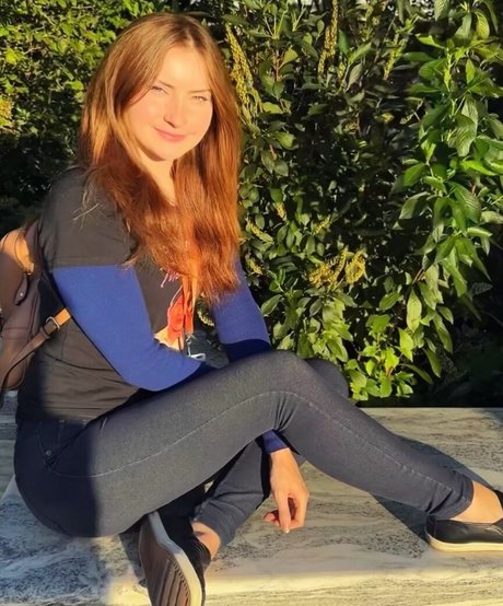 Vkunia actrice parfaite des photos