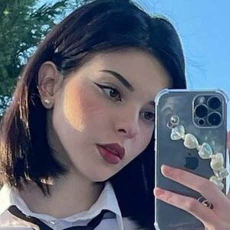 gros seins asiatiques onlyfans assez nue photo