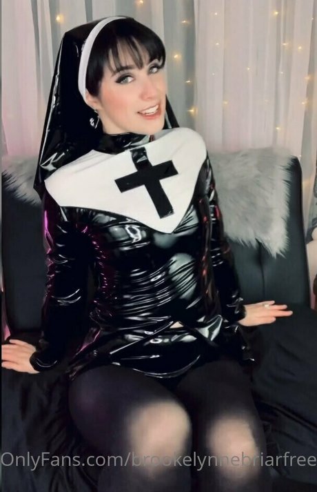 brookelynnebriarfree belle actrice img