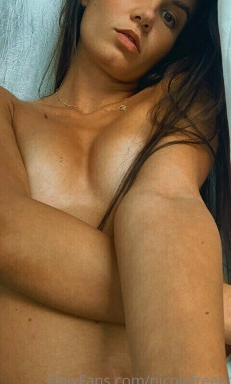 nicolefreee nus star du porno des photos