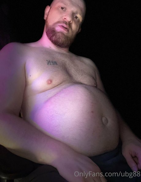 ubg88 actrice exclusive des photos