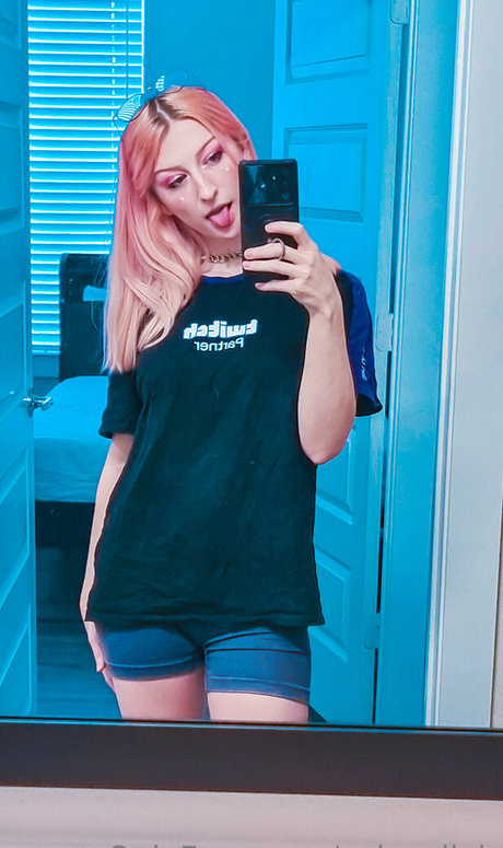 InnocentElixir actrice exclusive collection