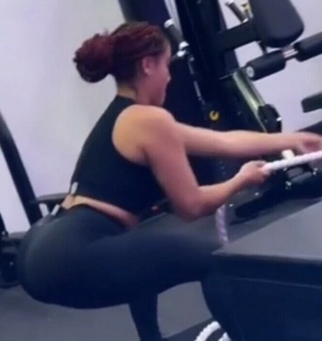 Jorja Smith jolie star du porno galeries