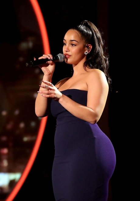 Jorja Smith art modèle des photos