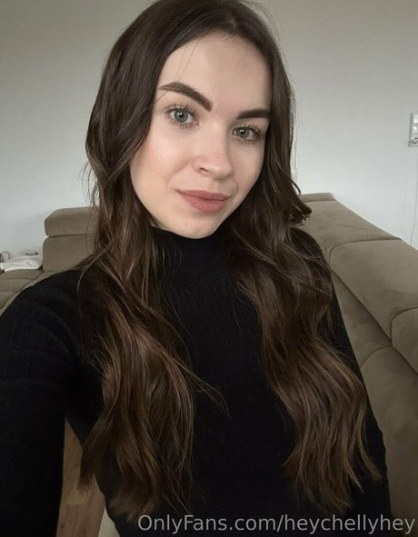 heychellyhey star pornographique images