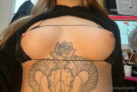 Ella Minette star du porno nue collection