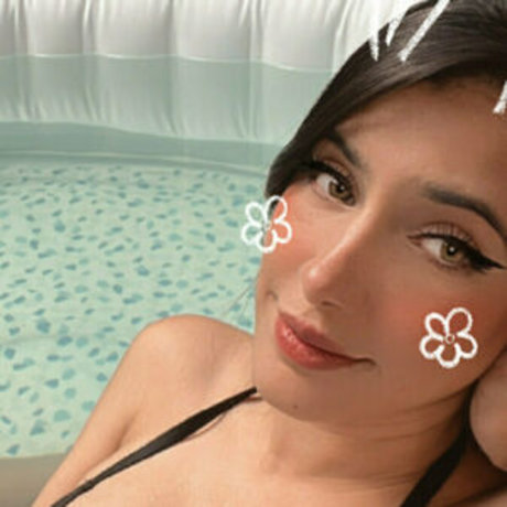 Daniela Azuaje modèle parfait collection