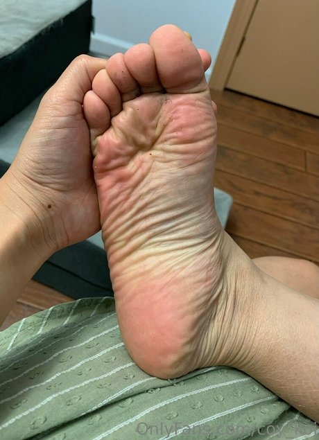 coy koi modèles nus img