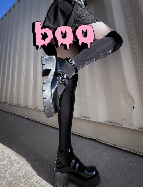 Maxalah modèle exclusif image