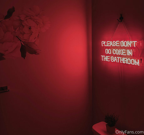 creampie transexuelle uniquementfans haut hd photos