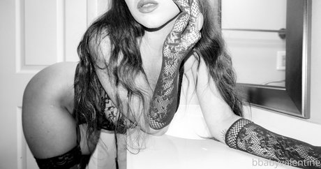 bbabyvalentine modèle adulte galerie