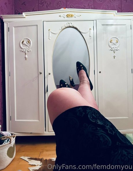 femdomyou étoile érotique image