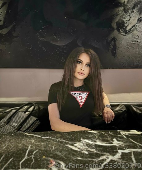 alisonwish jolie star du porno photo