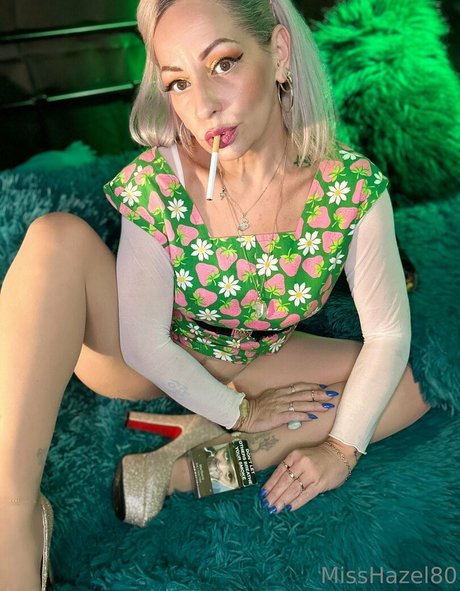 miss hazel80 star du porno en haute qualité images
